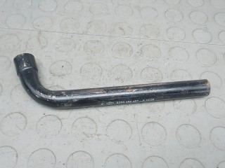 Ключ колесный, ориг. номер 4D0012219A, VOLKSWAGEN TOURAN (1T1, 1T2) (1T1, 1T2) 2003-2006