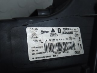 Фара правая, ориг. номер LED, CITROEN C4 3 3 2020-2024