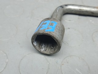 Ключ колесный, VOLKSWAGEN PASSAT B6 B6 2005-2010