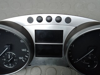 Щиток приборов, ориг. номер A2615409047, MERCEDES BENZ M-CLASS W164 W164 2005-2008