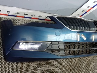Бампер передний, ориг. номер 3V0807218, SKODA SUPERB 3 3 2015-2019