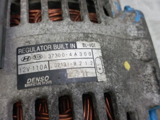 Генератор дизельный, ориг. номер 37300-4A300, KIA SORENTO 1 1 2006-2011