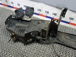 Передняя панель крепления облицовки (телевизор), VOLVO XC90 1 1 2006-2014
