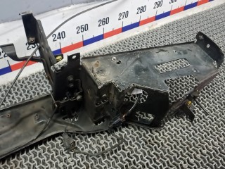 Передняя панель крепления облицовки (телевизор), VOLVO XC90 1 1 2006-2014