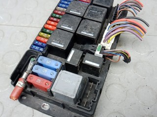 Блок предохранителей, ориг. номер AH4214A073AB, LAND ROVER RANGE ROVER 3 3 2009-2012