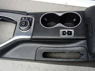 Подлокотник центральный, ориг. номер 969104GJ1A, 969204GJ0A, INFINITI Q50 2013-2017