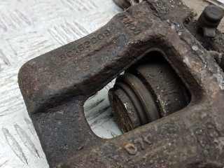 Суппорт тормозной задний левый, ориг. номер 582103Z160, HYUNDAI I40 2011-2015