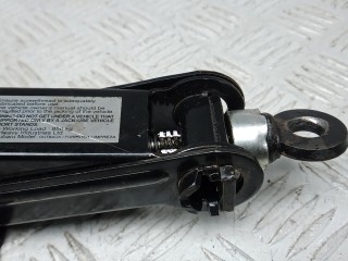Домкрат, ориг. номер 1T0011031D, SKODA YETI 1 1 2009-2014
