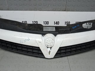 Решетка радиатора OPEL ASTRA H H 2006-2014