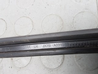 Молдинг лобового стекла, ориг. номер JX7BA03195, FORD FOCUS 4 4 2018-2022