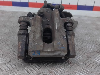 Скоба суппорта зад. TOYOTA PRIUS XW30 XW30 2012-2016