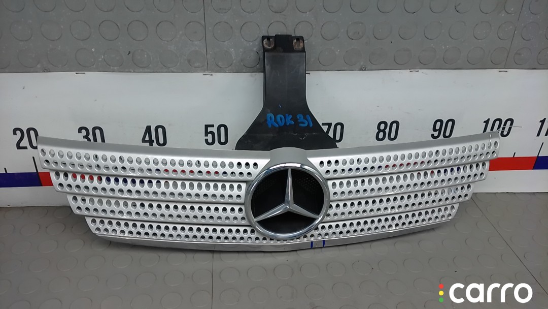 Решетка радиатора MERCEDES BENZ C-CLASS W203 W203 2004-2008, БЕНЗИН, 1.8 л, АКПП, фото 1