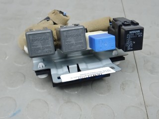Блок предохранителей, ориг. номер 252307995A, 24330C9900, 242394BA0E, NISSAN X-TRAIL T32 T32 2013-2019