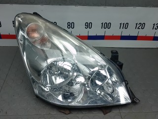 Фара правая TOYOTA COROLLA VERSO 2 2 2004-2007