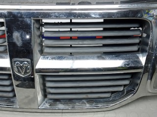 Решетка радиатора, DODGE NITRO 2006-2011