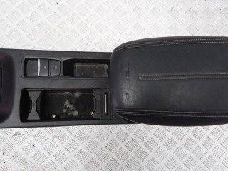 Подлокотник центральный, FORD FOCUS 4 4 2018-2022