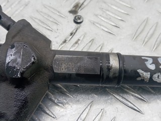 Форсунка дизельная, ориг. номер 16600-EB300, NISSAN NAVARA D40 D40 2005-2010