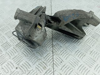 Кронштейн двигателя бензиновый, ориг. номер 8K0199307CC, 8K0198381BD, AUDI A5 1 1 2007-2011