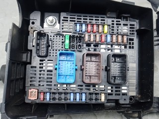Блок предохранителей, ориг. номер 9810296180, PEUGEOT 3008 2 2 2016-2020