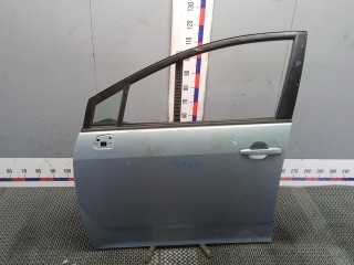 Дверь передняя левая, ориг. номер 670020F011, TOYOTA COROLLA VERSO 2 2
