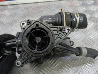 Корпус термостата бензиновый, ориг. номер 256002M810, 6PY01342000, HYUNDAI TUCSON 4 (NX4) 4 (NX4)