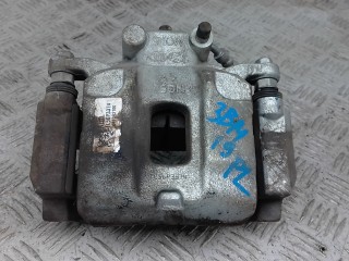 скоба суппорта перед., KIA SPORTAGE 5 5 2021-2026