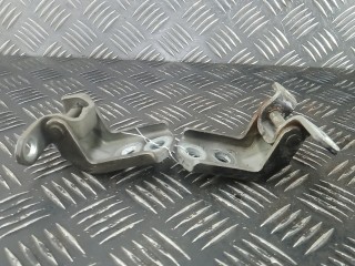Петля передняя правая, ориг. номер 824204EA0A, 824214EA0A, NISSAN QASHQAI J11 J11