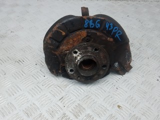 Кулак поворотный прав, ориг. номер 6Q0407256S, SKODA RAPID 2012-2017