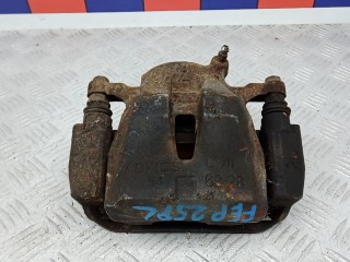скоба суппорта перед., TOYOTA RAV 4 CA40 CA40 2012-2015