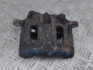 скоба суппорта перед., ориг. номер 581802BA10, HYUNDAI SANTA FE 2 2 2005-2010
