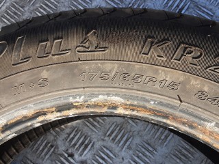 Шина, ориг. номер 17565R15, HONDA INSIGHT 2 2 2009-2011