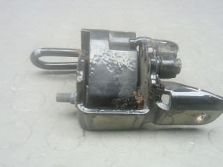 Петля передняя левая, ориг. номер 3D4831411C, VOLKSWAGEN PHAETON 1 1 2002-2007