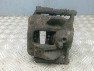 скоба суппорта перед., MERCEDES BENZ A-CLASS W176 W176 2012-2015