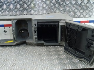 Подлокотник центральный, ориг. номер 625914, JEEP GRAND CHEROKEE WK WK