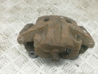 скоба суппорта перед., NISSAN PATHFINDER R51 R51 2004-2010