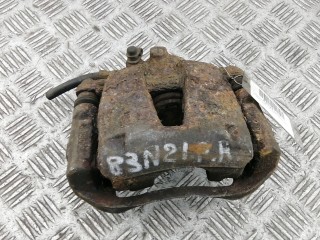 скоба суппорта перед., OPEL CORSA D D 2006-2011