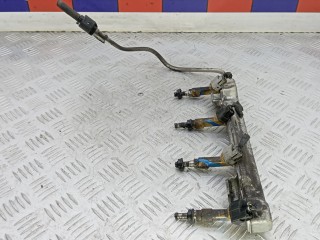 Топливная рампа бензиновая, ориг. номер 2381437061, TOYOTA PRIUS XW30 XW30 2012-2016