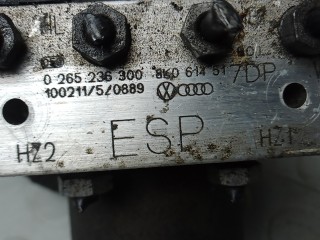 Блок ABS, ориг. номер 8K0907379BB, 8K0614517DR, AUDI A5 1 1 2007-2011