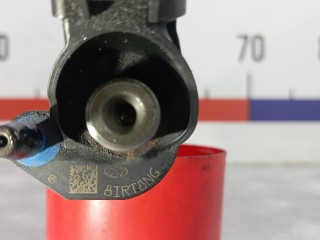 Форсунка дизельная, ориг. номер 0445116018, HYUNDAI SANTA FE 2 2 2010-2012