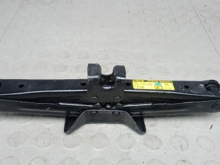 Домкрат TOYOTA AVENSIS T27 T27 2011-2015
