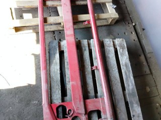 Решетка радиатора, ориг. номер 82056840, 82065607, Volvo