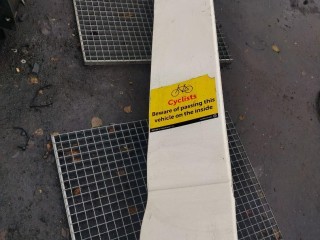 Спойлер кабины левый, ориг. номер 81629100145, 81629100205, MAN TGX 2007-2026