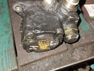 Насос гидроусилителя руля, ориг. номер 81471016161, LH2112957, MAN TGA 2000-2008