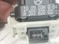 A2038200210, 501807 Кнопка стеклоподъемника Mercedes C W203 2003г. - фото №4