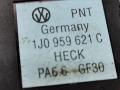 1J0959621C Кнопка подогрева заднего стекла Volkswagen Golf 1998г. - фото №3