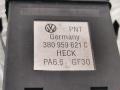 3B0959621C, 3B0959621C01C Кнопка подогрева заднего стекла Volkswagen Passat 1999г. - фото №4