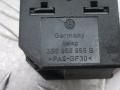 3B0959855B Кнопка стеклоподъемника Volkswagen Bora 2000г. - фото №3