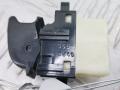 GE4T66370A Кнопка стеклоподъемника Mazda 6 2002г. - фото №4