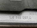 1J6945097C, 1J6945131C Стоп-сигнал Seat Alhambra 2002г. - фото №4