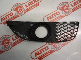 рамка фары противотуманной левая, ориг. номер 8321A090, Mitsubishi Lancer 10 2007-2010